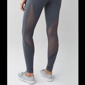 LULULEMON LEGGINGS - WUNDER UNDER